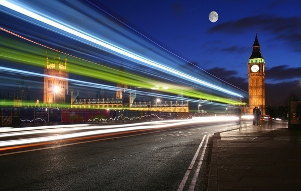 Thames Moonlight 10 Walk Big Ben And Palace Of Westminster At Night With The Moon In The Sky
